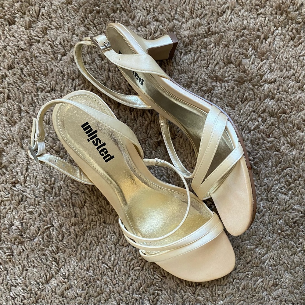 Cream 90s Unlisted Kitten Heels